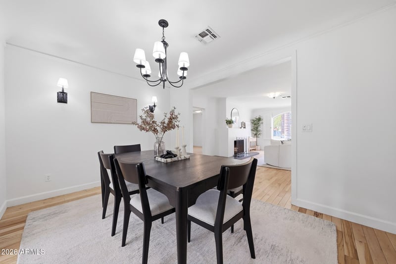 1614 Palmcroft Way SE, Phoenix, AZ 85007