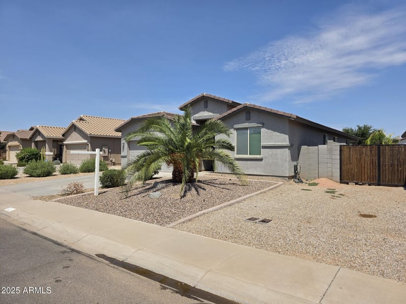 1614 Stephanie Ln, San Tan Valley, AZ 85144