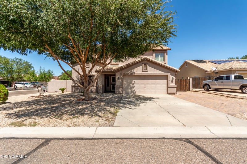 1614 Vernoa St, San Tan Valley, AZ 85140