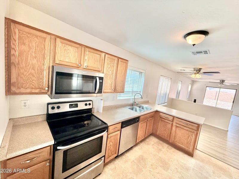 1614 W La Salle St, Phoenix, AZ 85041