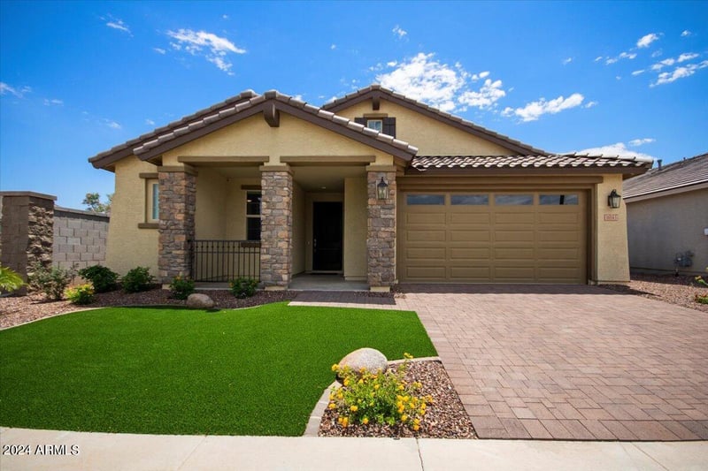 16143 Charlotte Dr, Surprise, AZ 85387