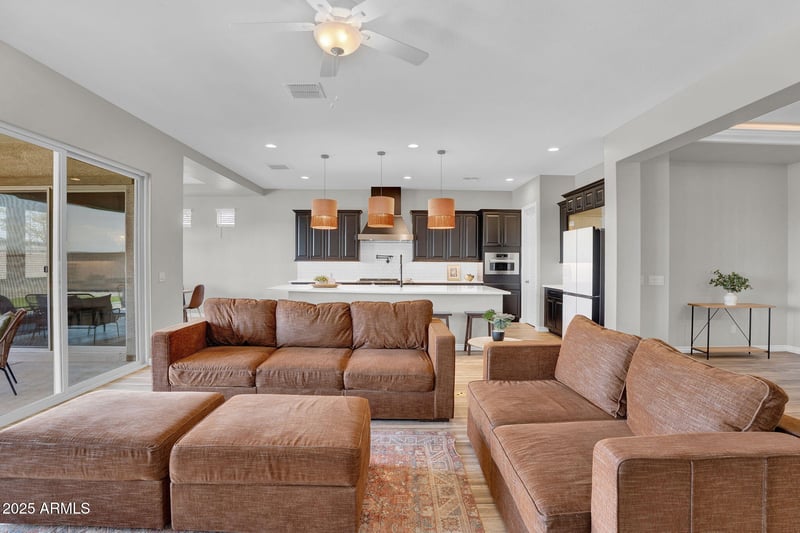 16146 Saguaro Park Ln, Surprise, AZ 85387