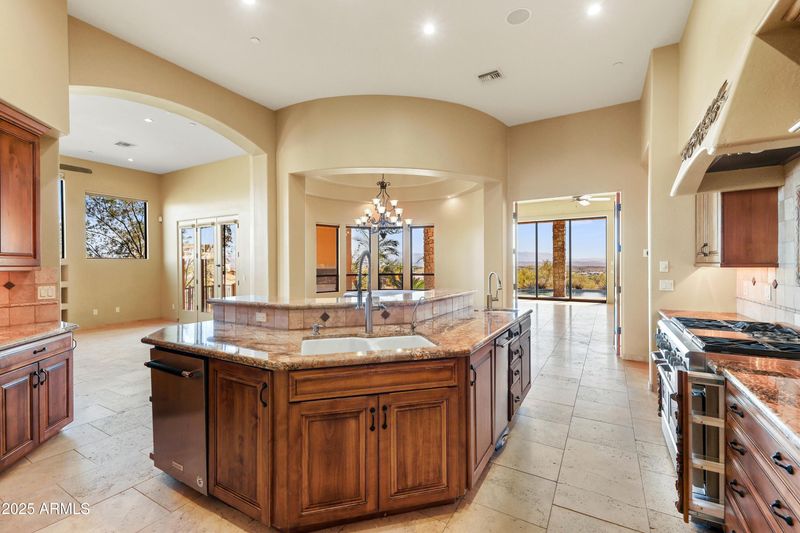 16149 E Thistle Dr, Fountain Hills, AZ 85268