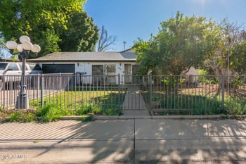 1615 Hudson Dr, Tempe, AZ 85281