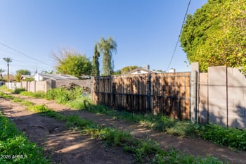 1615 Hudson Dr, Tempe, AZ 85281