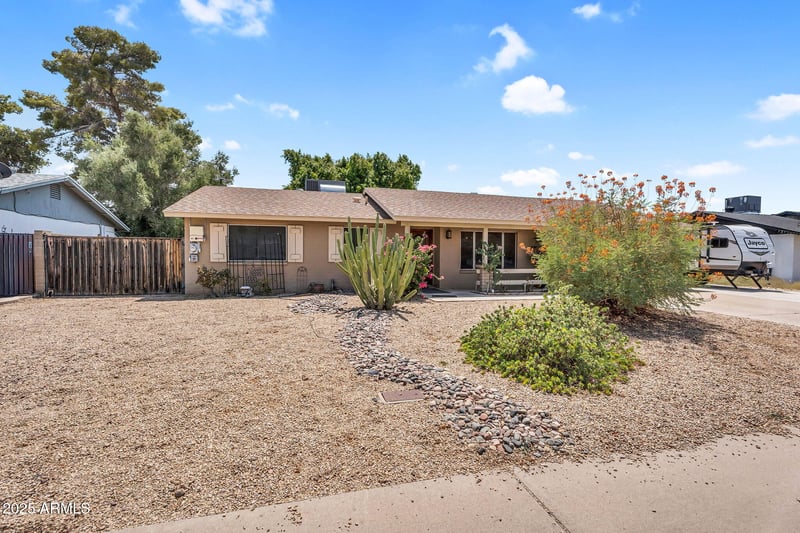 1615 Morrow Dr, Phoenix, AZ 85027