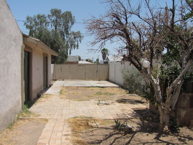 1615 N 37th Dr, Phoenix, AZ 85009
