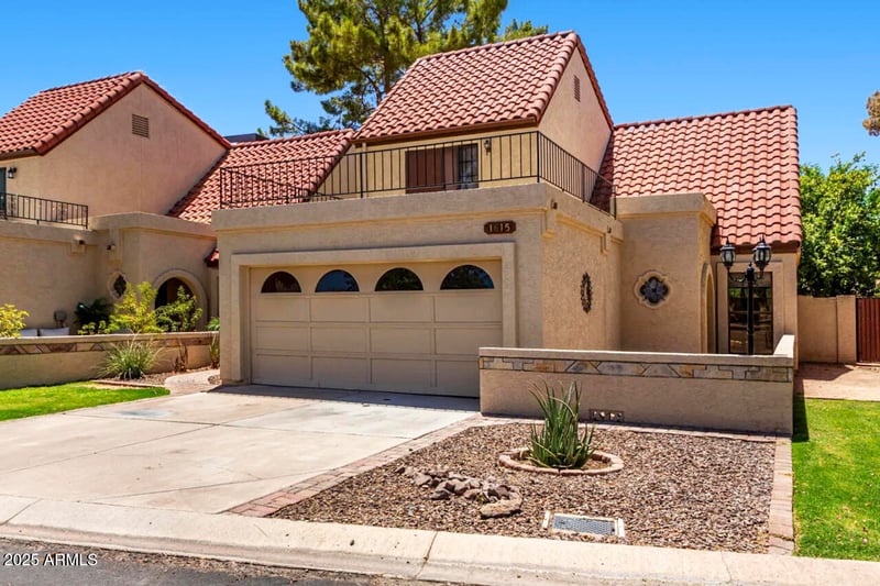 1615 Redmon Dr, Tempe, AZ 85283