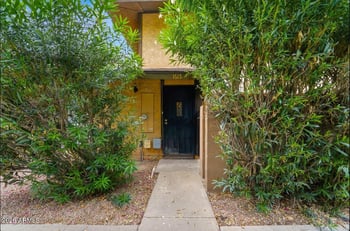 1615 Village Way, Tempe, AZ 85282