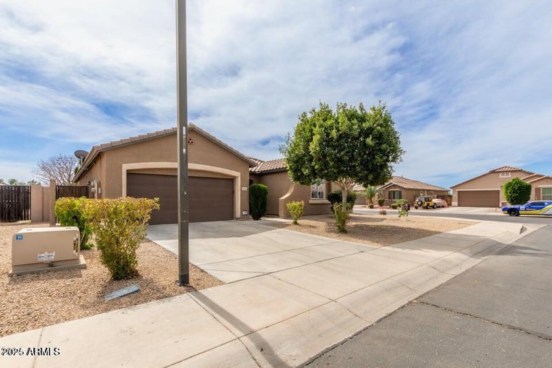 16151 Desert Flower Dr, Goodyear, AZ 85395