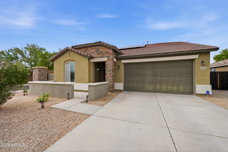 16152 W Desert Flower Dr, Goodyear, AZ 85395