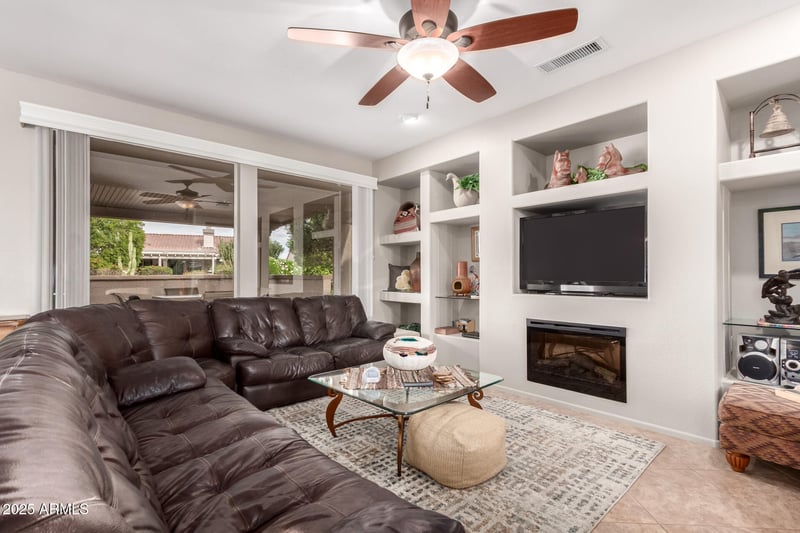 16156 Birdsong Ct, Surprise, AZ 85374