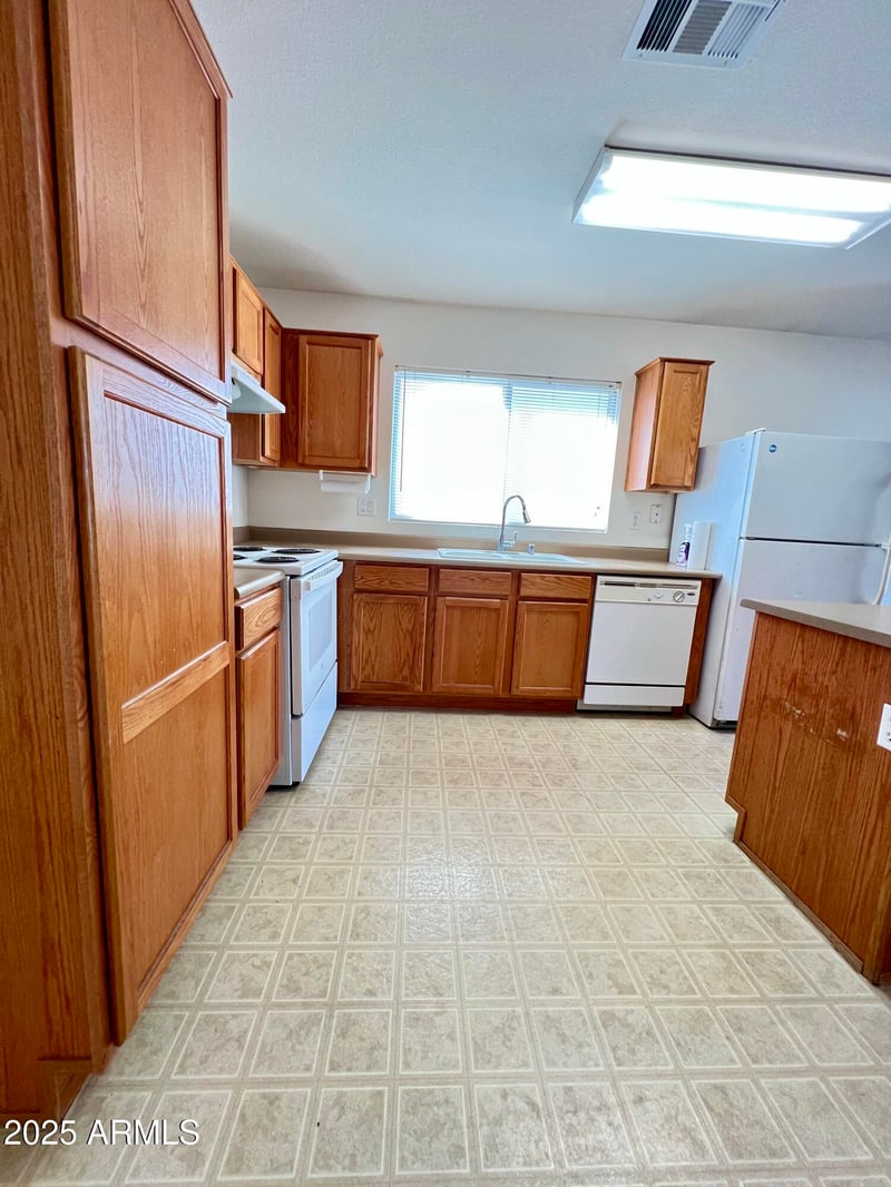 1616 Aspen Ave, Buckeye, AZ 85326