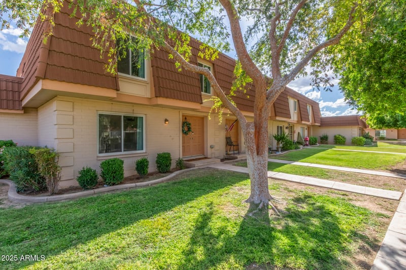1616 Donner Dr, Tempe, AZ 85282