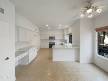 1616 Glenhaven Dr, Phoenix, AZ 85048