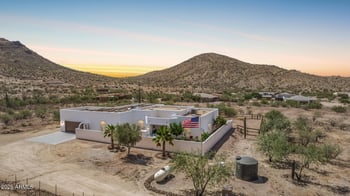 1617 Honda Bow Rd, New River, AZ 85087