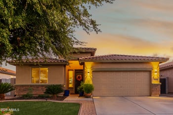 1617 Loemann Dr, San Tan Valley, AZ 85144