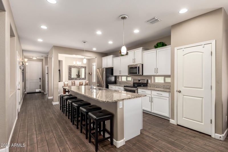 1617 N Westwood Cir, Mesa, AZ 85201