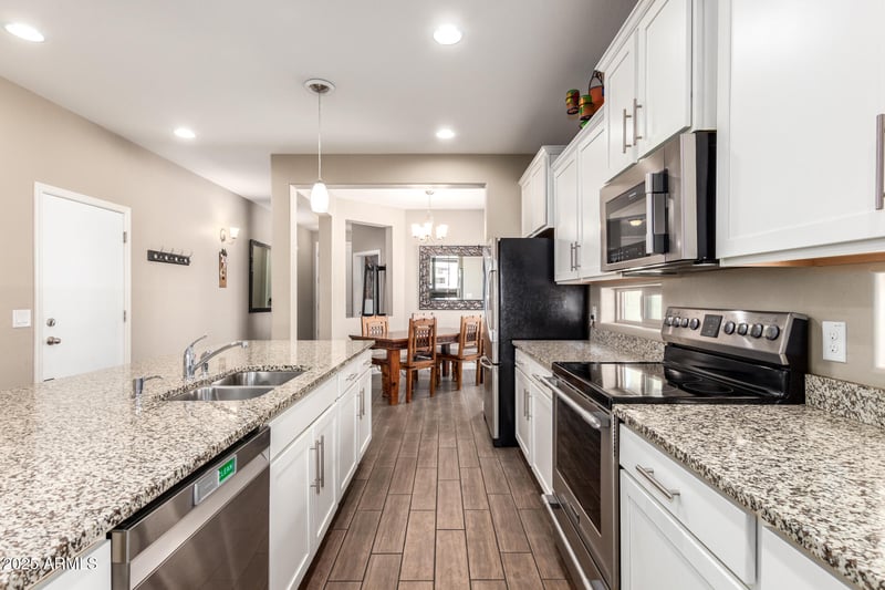 1617 N Westwood Cir, Mesa, AZ 85201