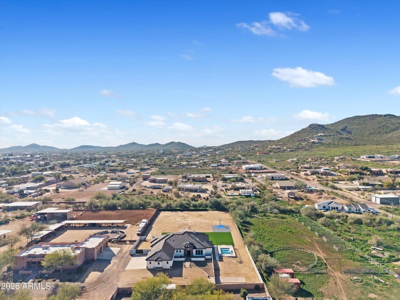 1617 W Maddock Rd, Phoenix, AZ 85086