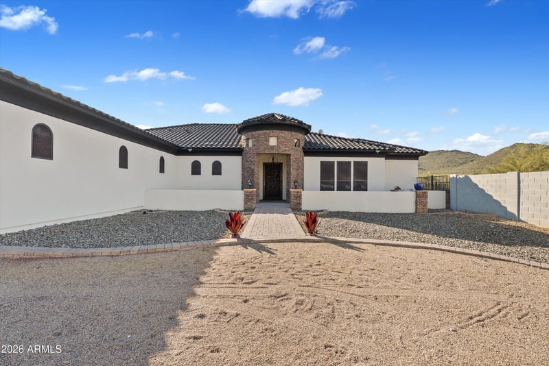 1617 W Maddock Rd, Phoenix, AZ 85086