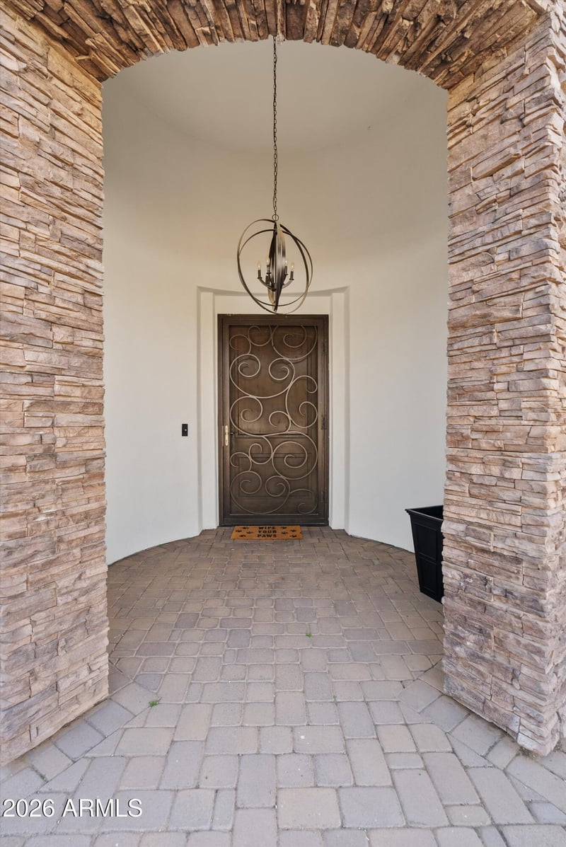 1617 W Maddock Rd, Phoenix, AZ 85086