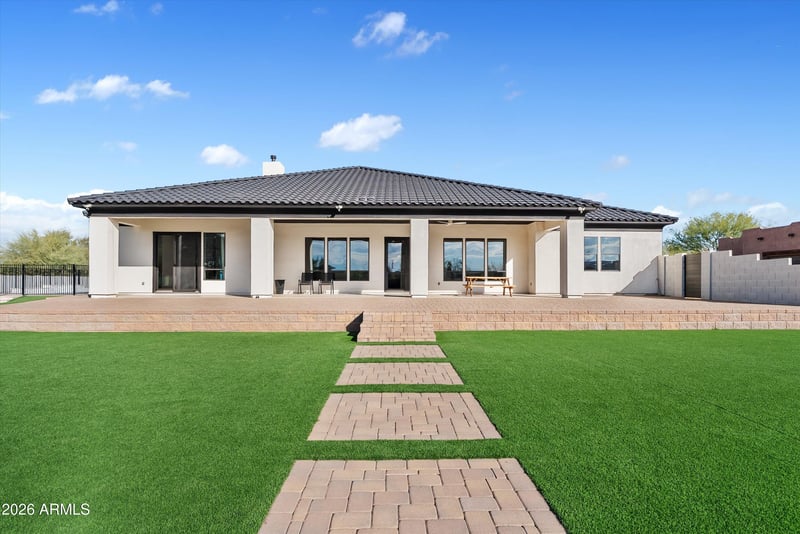 1617 W Maddock Rd, Phoenix, AZ 85086