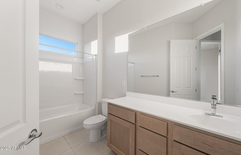 16170 Red Bird Rd, Surprise, AZ 85387