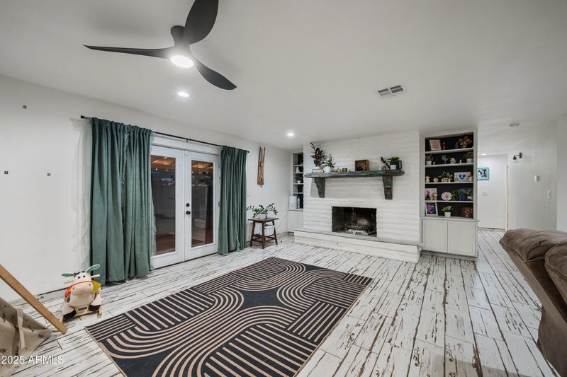 1618 E Greenway St, Mesa, AZ 85203