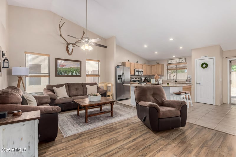 16187 Basl Ln, Surprise, AZ 85374
