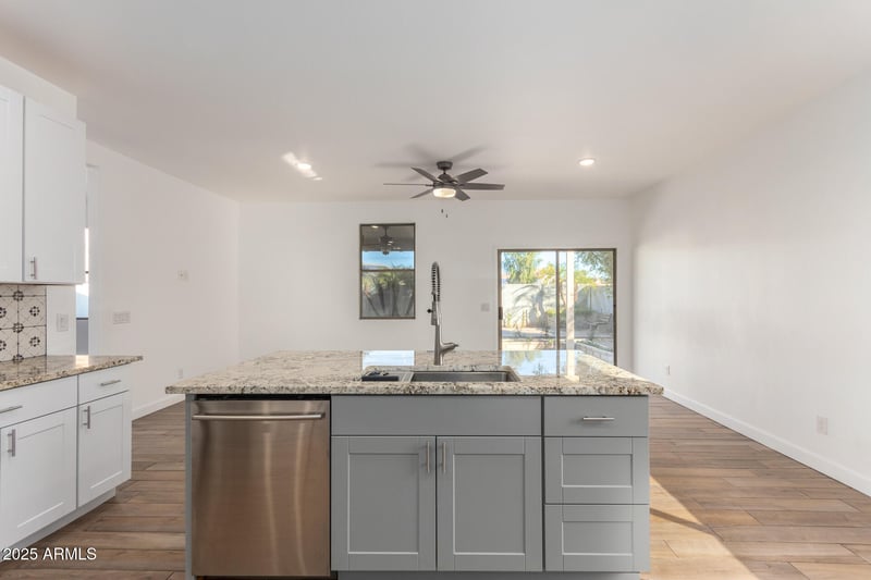 16189 137th Dr, Surprise, AZ 85374