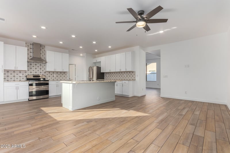 16189 137th Dr, Surprise, AZ 85374