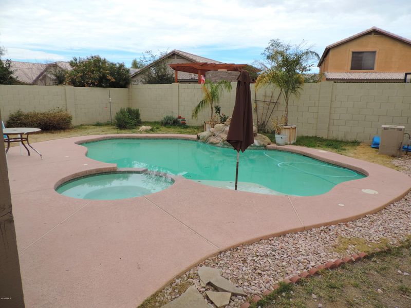 16194 W Davis Rd, Surprise, AZ 85374