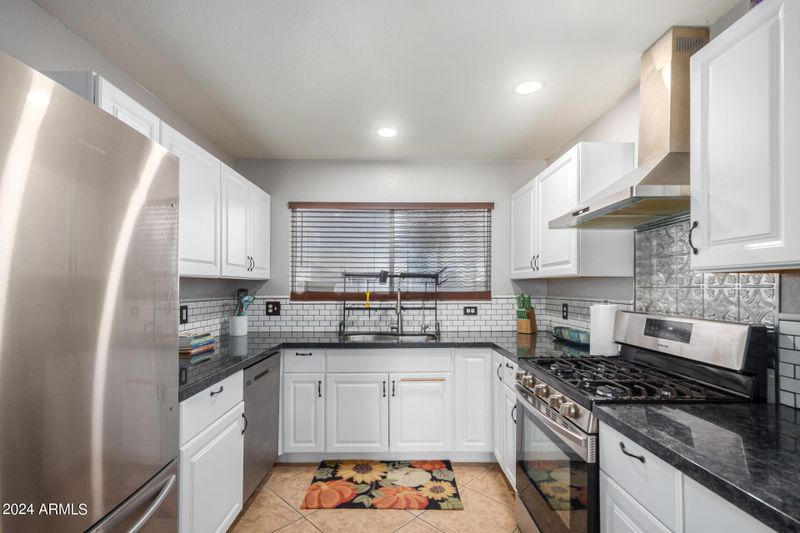 16194 W Jefferson St, Goodyear, AZ 85338