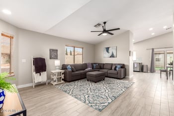 16196 Post Dr, Surprise, AZ 85374