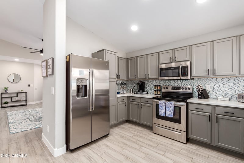 16196 Post Dr, Surprise, AZ 85374