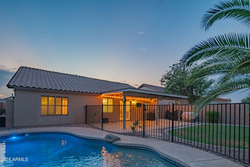 16197 N 137th Dr, Surprise, AZ 85374
