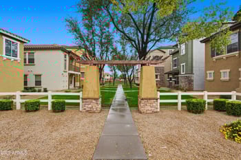 162 Commerce Ct, Gilbert, AZ 85233