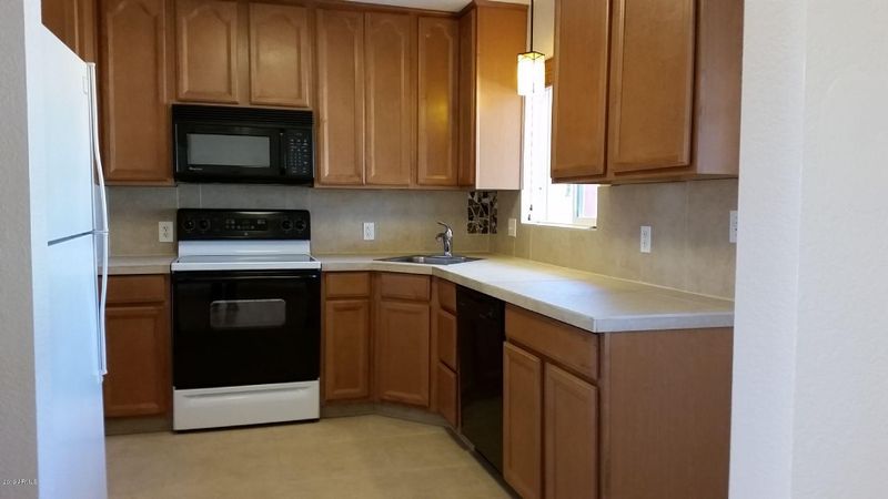 162 E Broadway Ln, Tempe, AZ 85282
