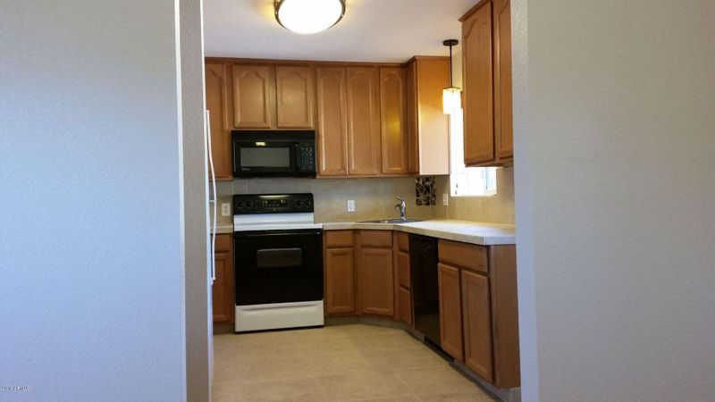 162 E Broadway Ln, Tempe, AZ 85282
