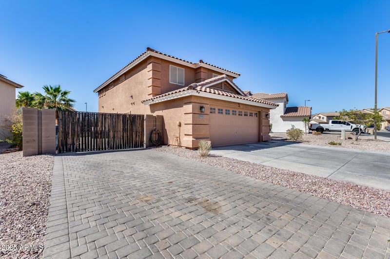 162 N 225th Dr, Buckeye, AZ 85326