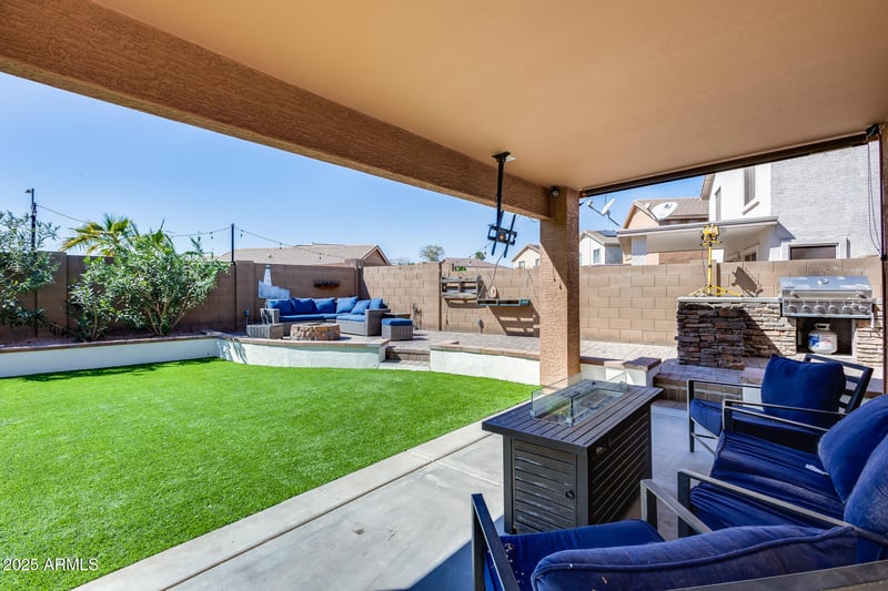 162 N 225th Dr, Buckeye, AZ 85326
