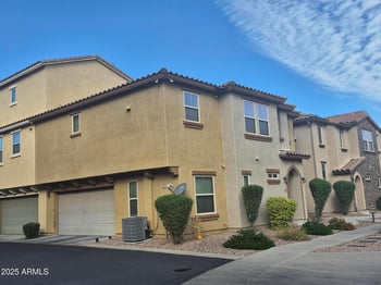 1620 77th Glen, Phoenix, AZ 85035