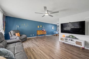 1620 Donner Dr, Tempe, AZ 85282