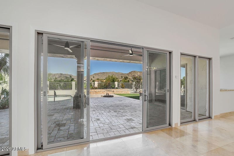 1620 E Silverwood Dr, Phoenix, AZ 85048