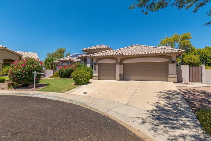 1620 E Tierra Buena Ln, Phoenix, AZ 85022
