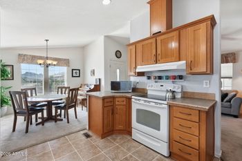 1620 E Villa Rita Dr, Phoenix, AZ 85022