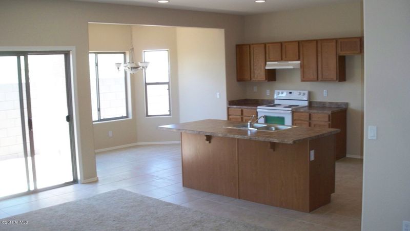 1620 S Pinal Dr, Apache Junction, AZ 85220