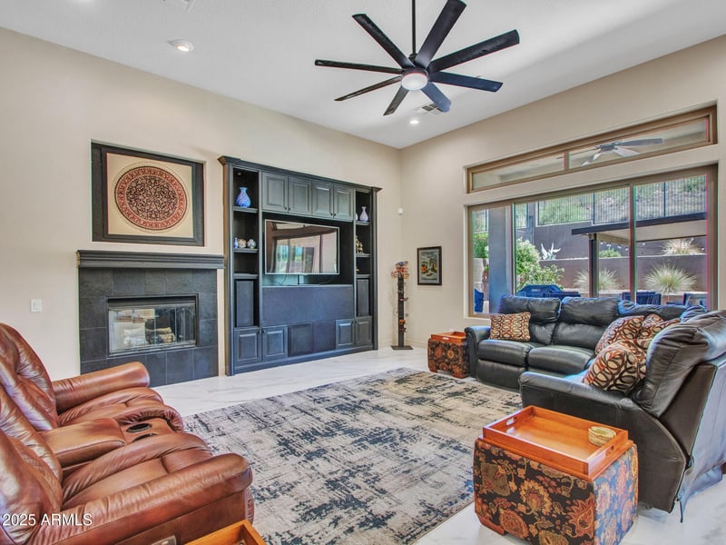 1620 Silver Pine Dr, Phoenix, AZ 85086