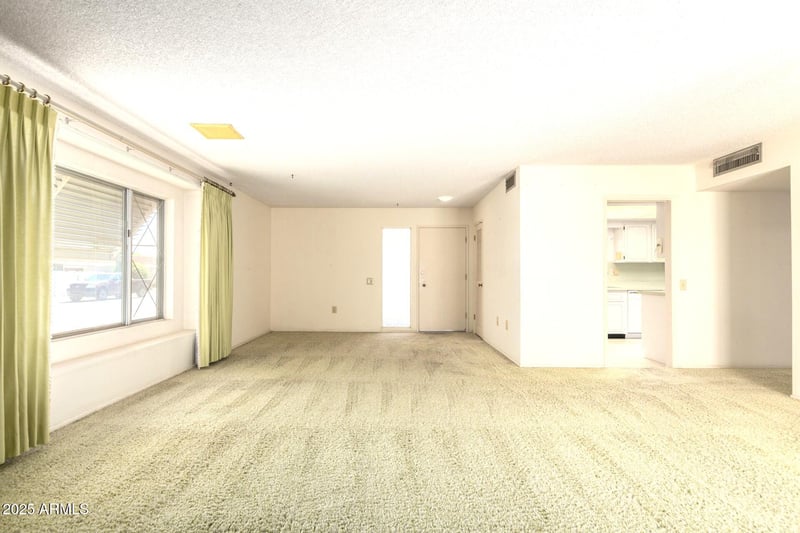 16202 111th Ave, Sun City, AZ 85351